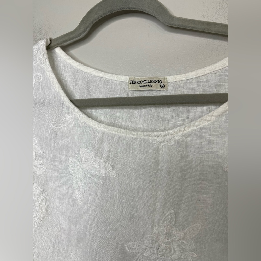 Terzo Millennio 100% Linen Floral Butterfly Embroidered Short Sleeve Top Medium - Picture 3 of 8